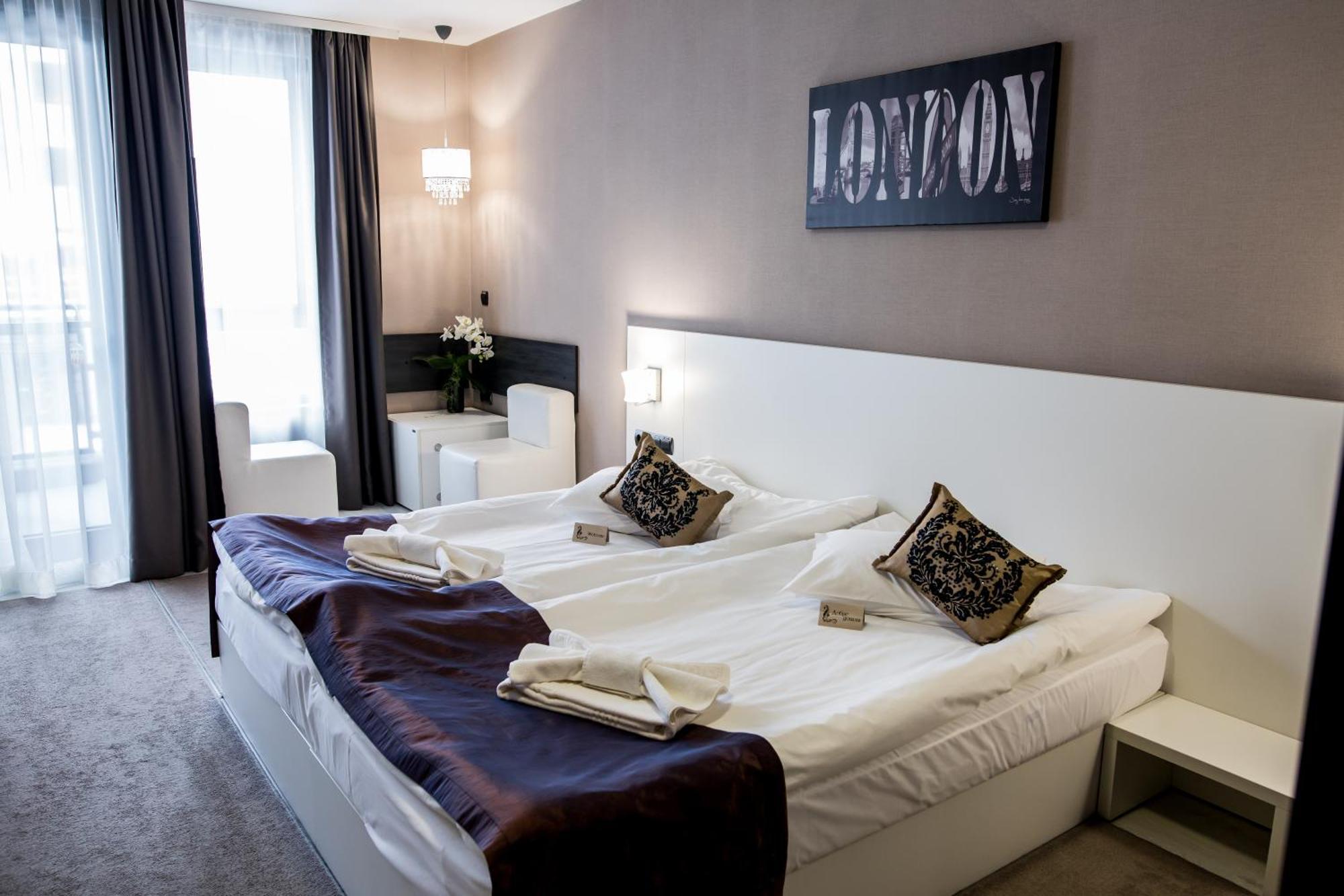 Hotel Idol Targovishte  Exteriör bild